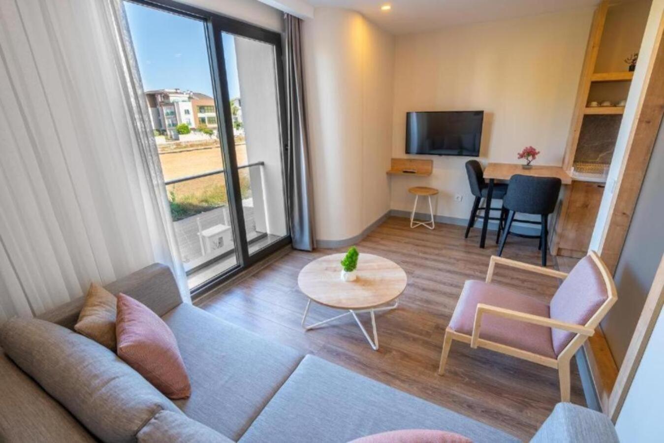 Lara Marine Homes * Анталія